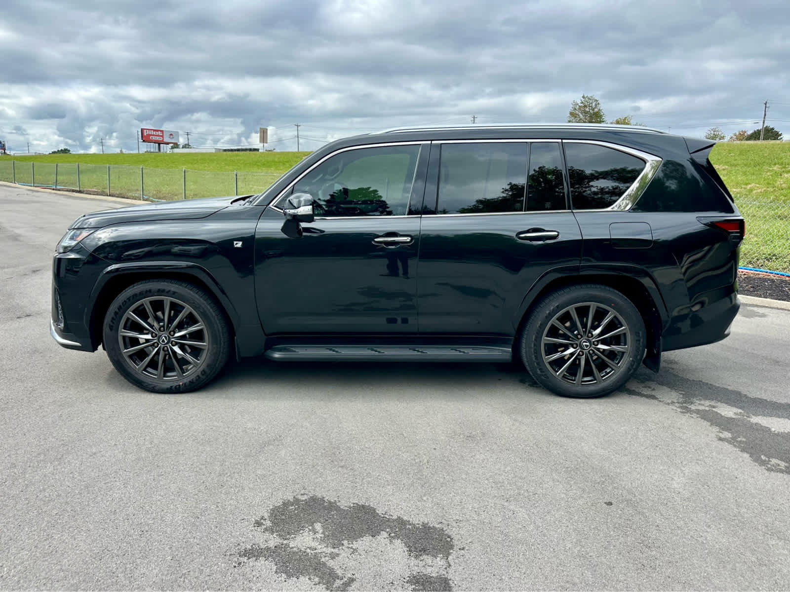 Used 2026 Lexus LX 700h F Sport AWD/4WD image 7