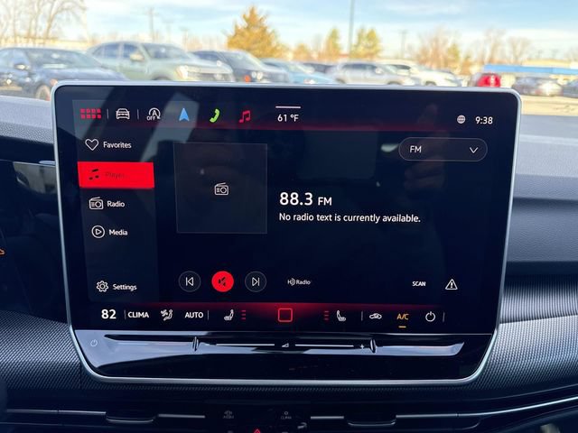 New 2026 Volkswagen GTI SE FWD image 18
