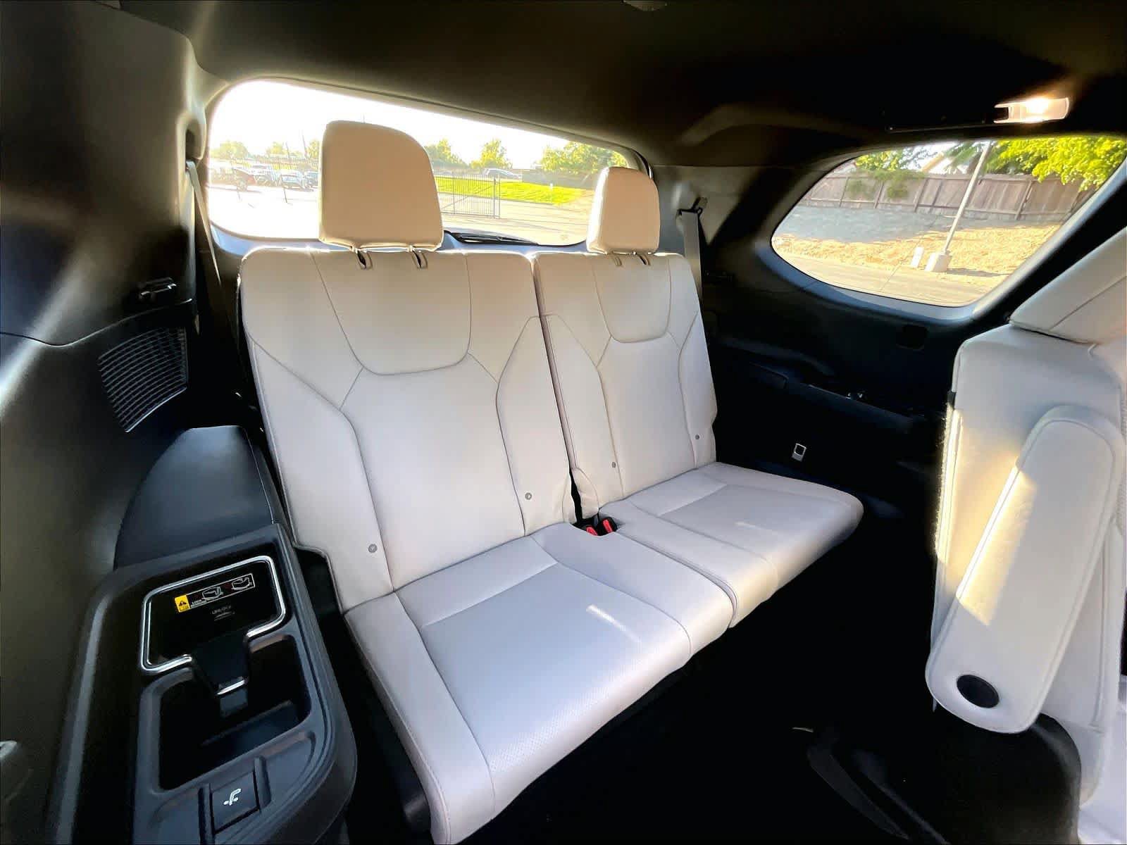 Used 2026 Lexus TX 350 FWD w/ Technology Package image 31