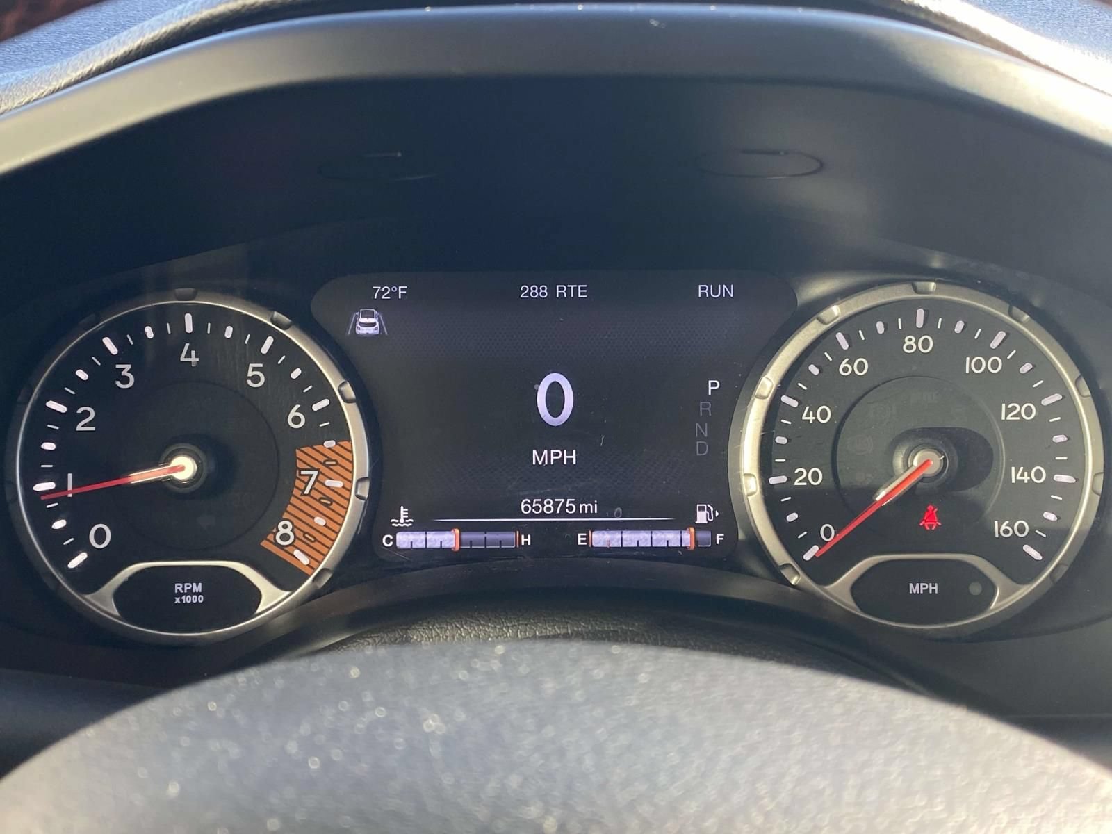 Used 2023 Jeep Renegade Trailhawk AWD/4WD image 35