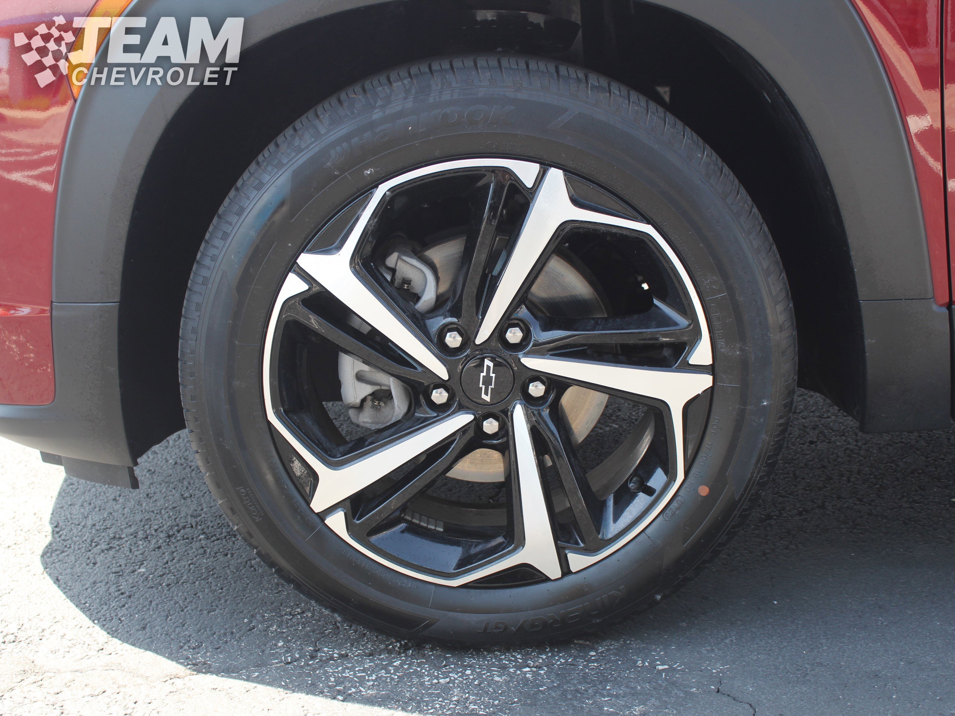 Used 2023 Chevrolet TrailBlazer RS w/ Sun and Liftgate Package FWD image 32