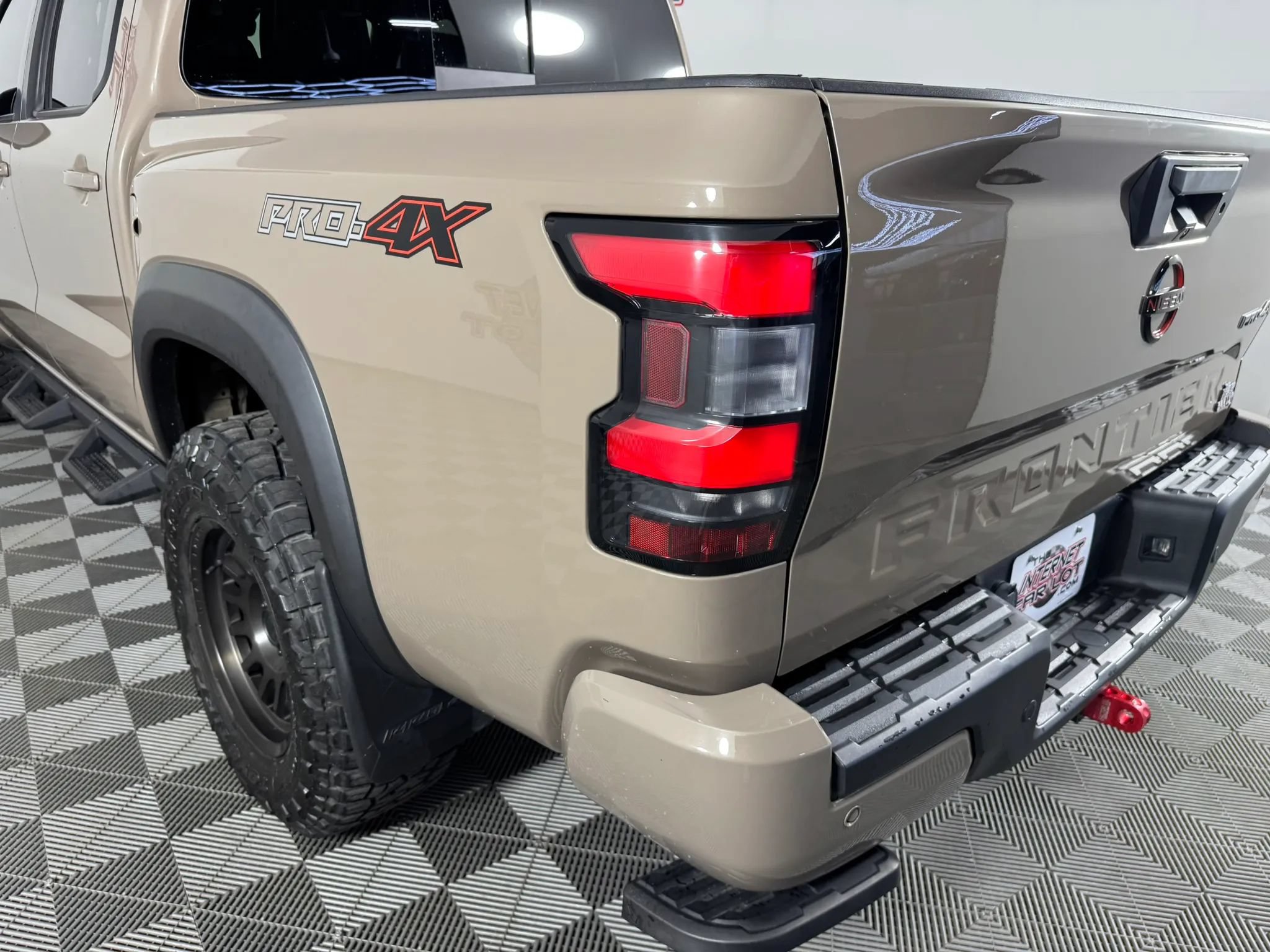 Used 2023 Nissan Frontier PRO-4X w/ Pro-4X Premium Package AWD/4WD image 30