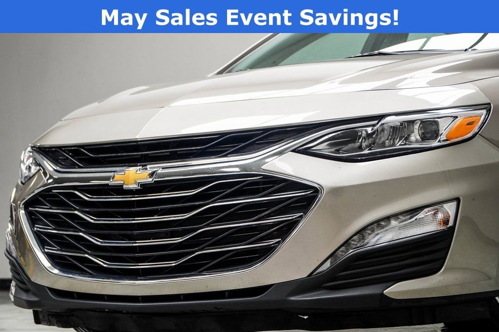 Used 2024 Chevrolet Malibu LT FWD image 2