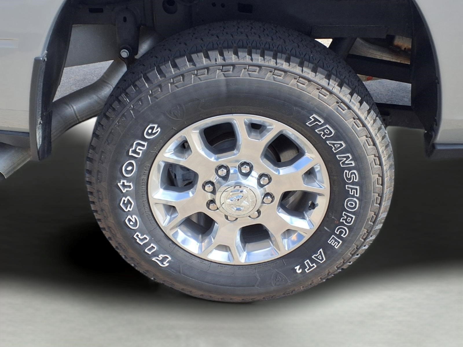 Used 2024 RAM 2500 Laramie AWD/4WD image 9