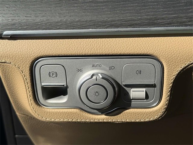 New 2026 Mercedes-Benz GLS 450 4MATIC image 19