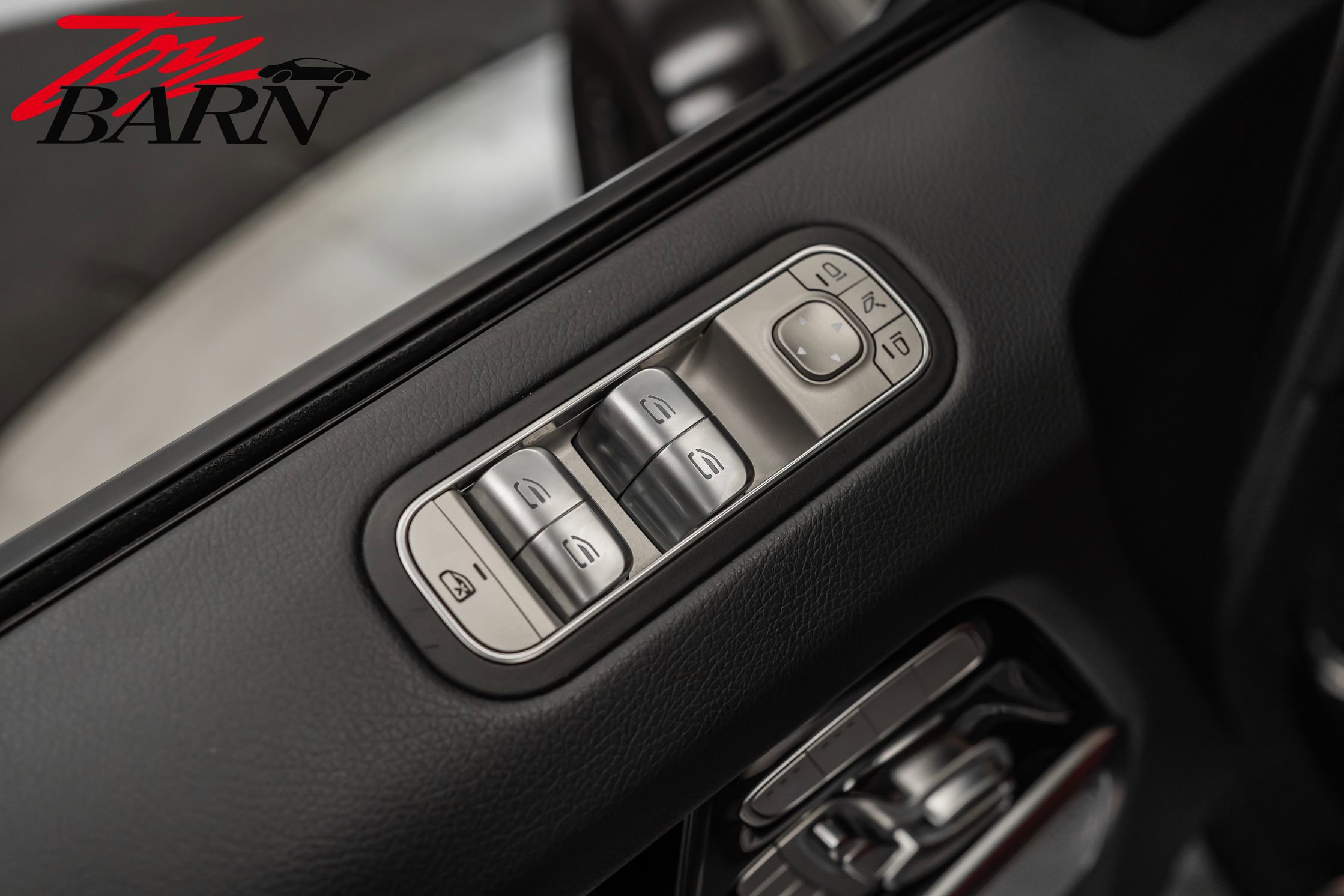 Used 2023 Mercedes-Benz G 550 G 550 image 22