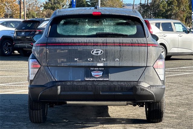 New 2026 Hyundai Kona SE image 7
