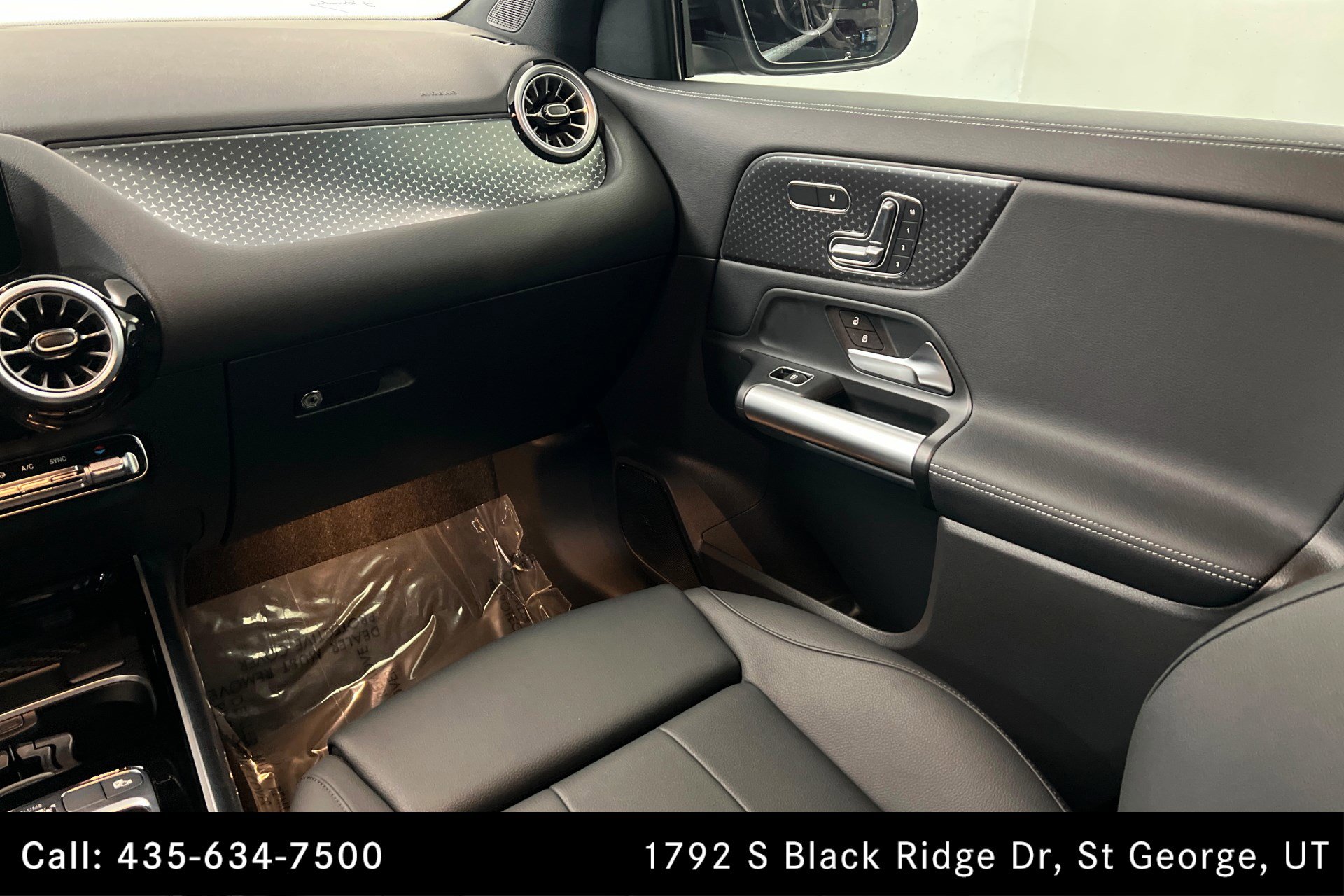 Certified 2025 Mercedes-Benz GLA 250 4MATIC image 10