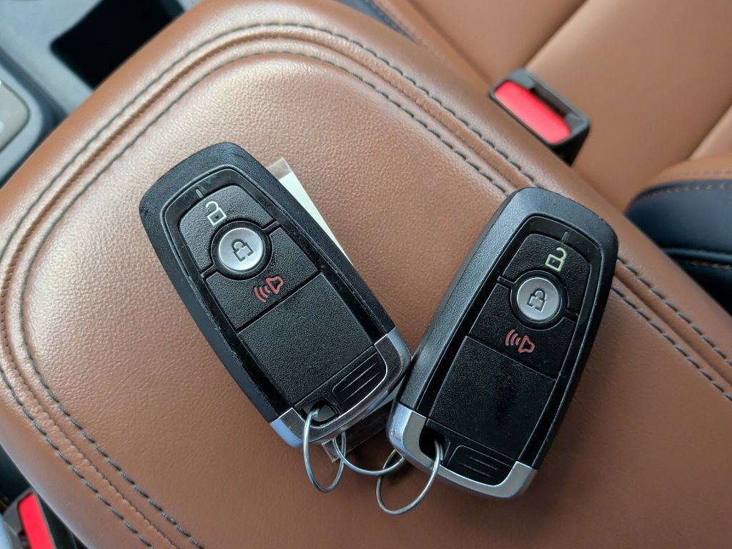 Used 2022 Ford Maverick Lariat FWD image 40