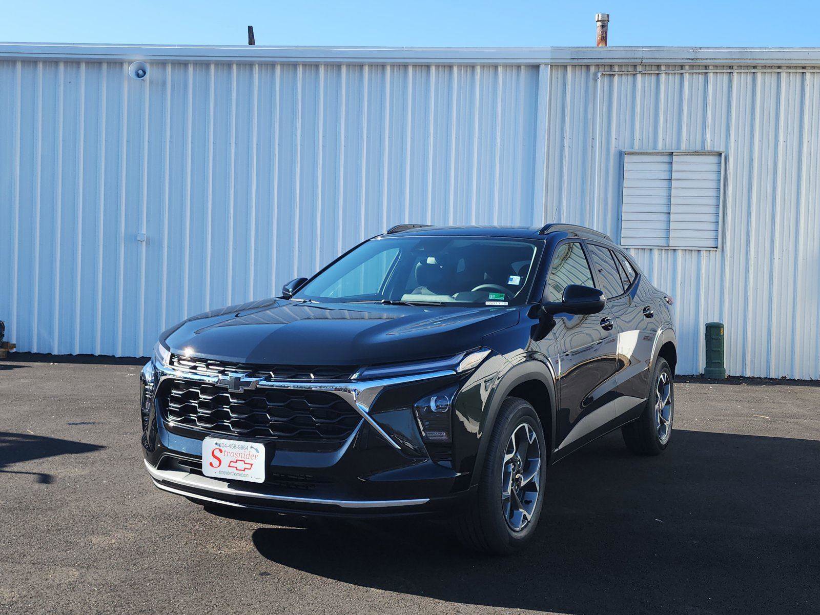 New 2026 Chevrolet Trax LT w/ LPO, Blackout Package video 1