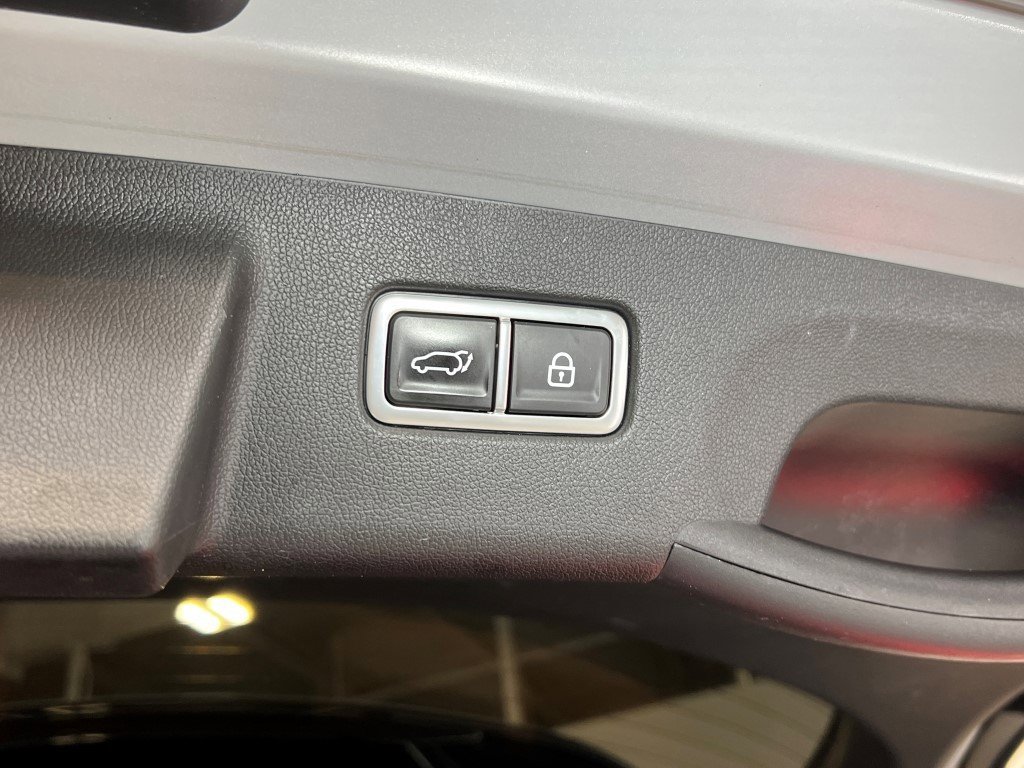 Used 2022 Kia Sorento SX Prestige w/ Rust Color Package image 11