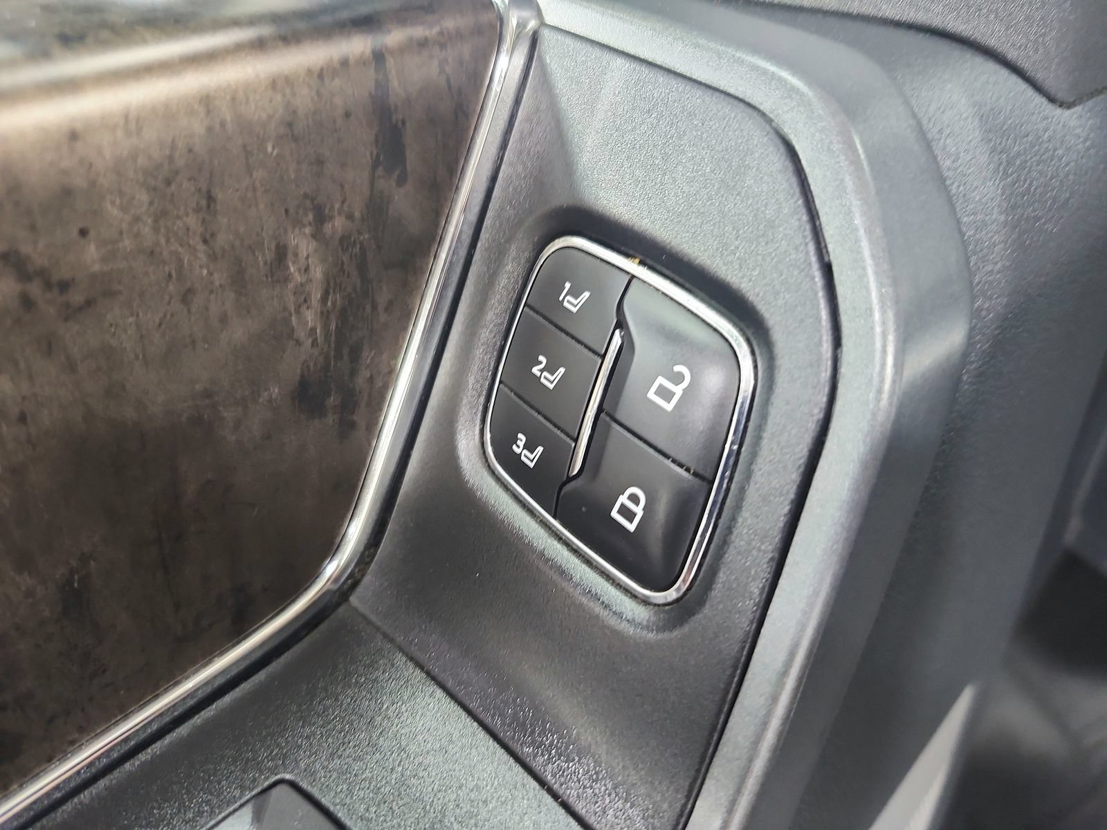 Used 2023 Ford F250 Lariat w/ Chrome Package AWD/4WD image 22