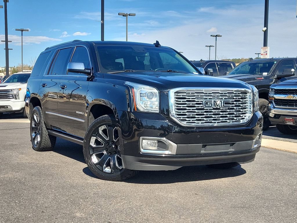Used 2019 GMC Yukon Denali w/ Denali Ultimate Package image 2