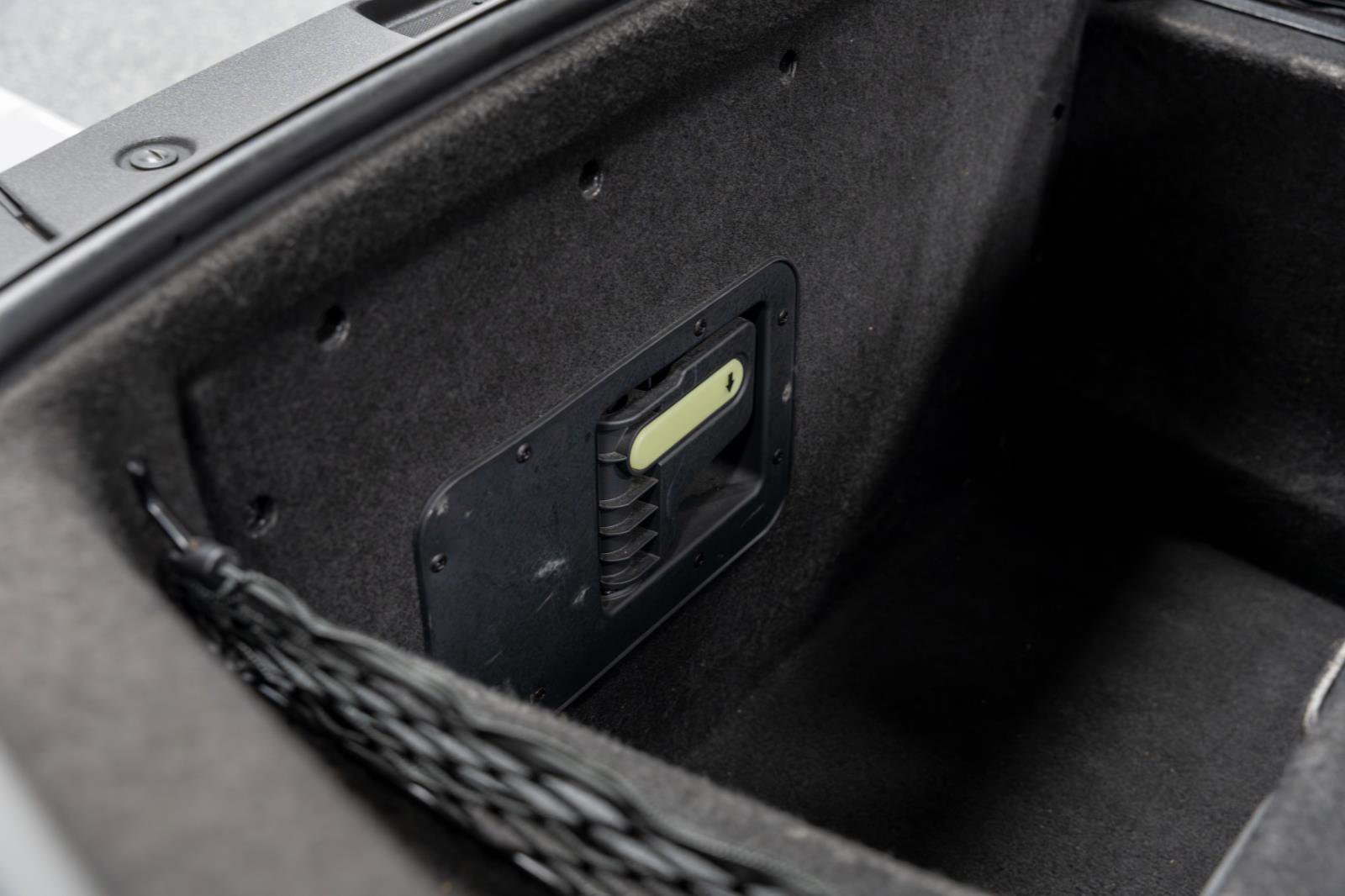 Used 2017 Audi R8 V10 plus w/ Full Leather Package image 65