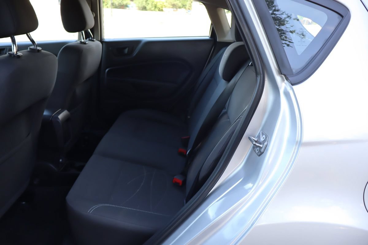 Used 2017 Ford Fiesta SE FWD image 20