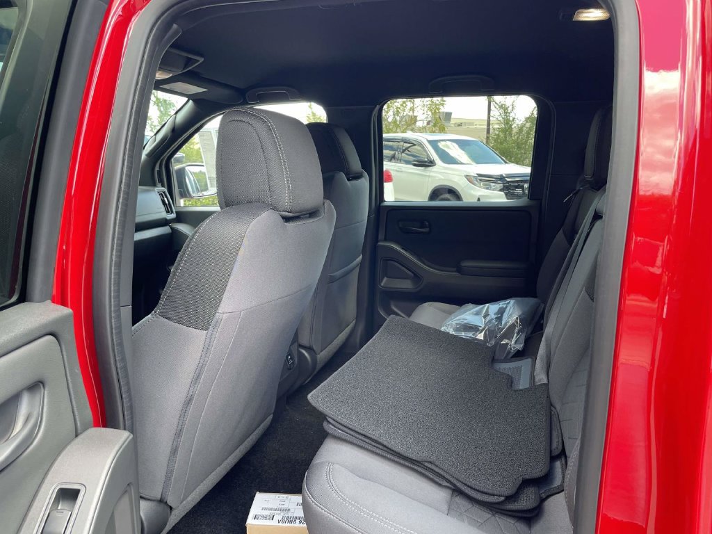 New 2027 Nissan Frontier SV w/ SV Convenience Package RWD image 10