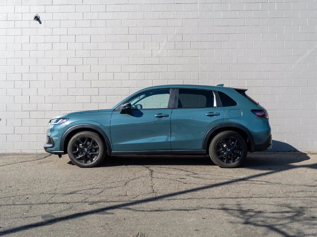 Used 2024 Honda HR-V Sport image 2