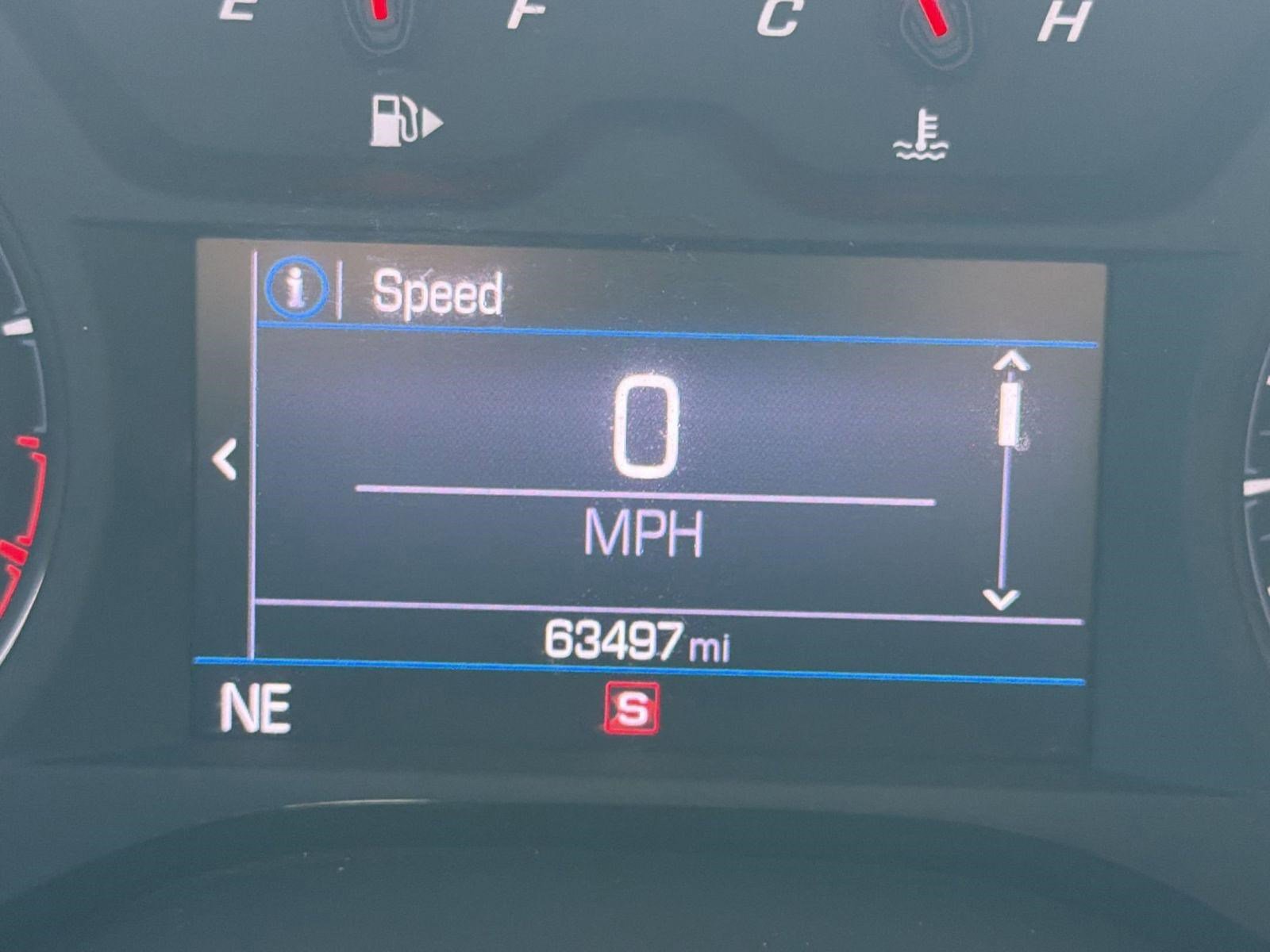 Used 2020 Chevrolet Camaro LT RWD image 17