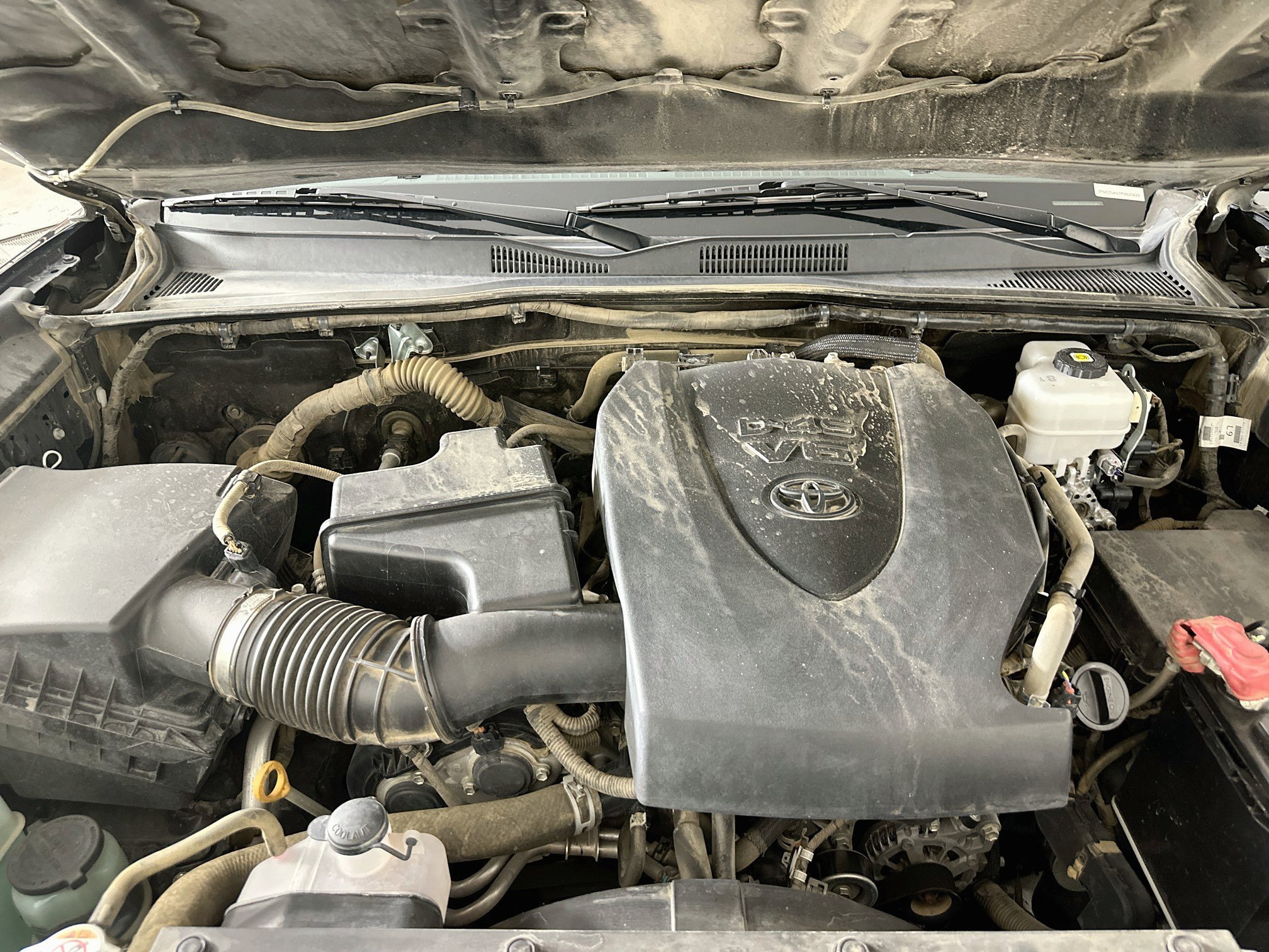 Used 2023 Toyota Tacoma TRD Off-Road AWD/4WD image 29