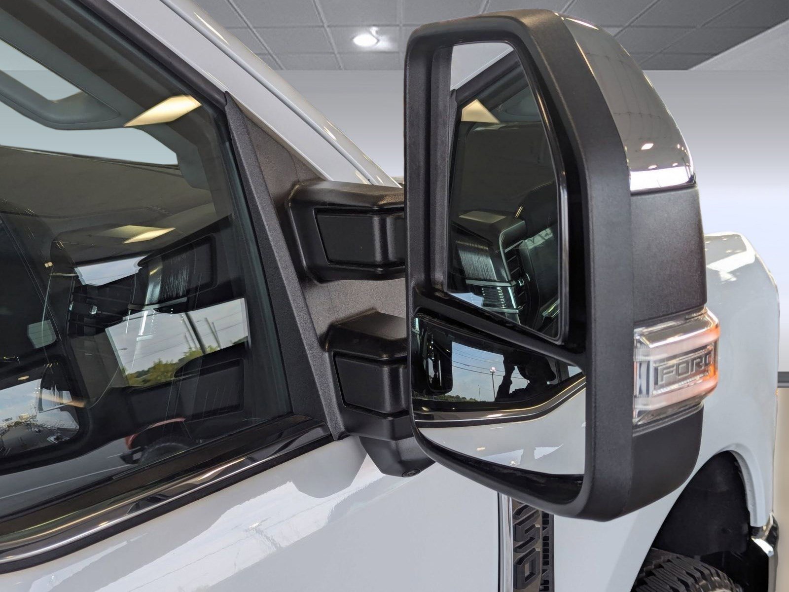 New 2026 Ford F350 Lariat image 20