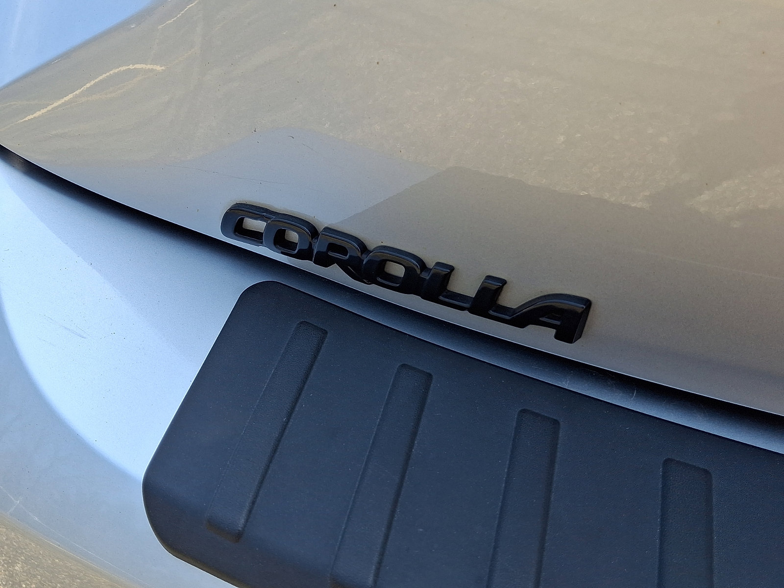 Used 2020 Toyota Corolla XSE image 31