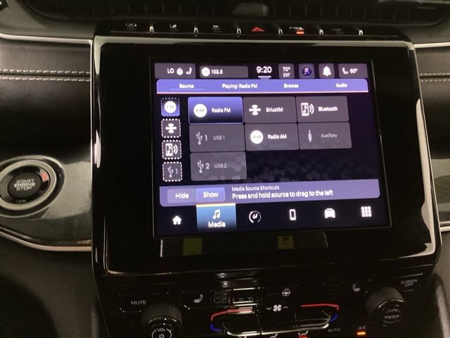 Used 2022 Jeep Grand Cherokee Altitude image 23