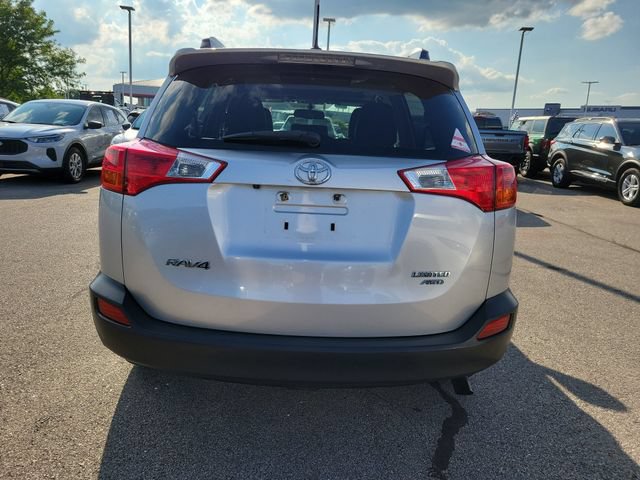 Used 2015 Toyota RAV4 Limited AWD/4WD image 4