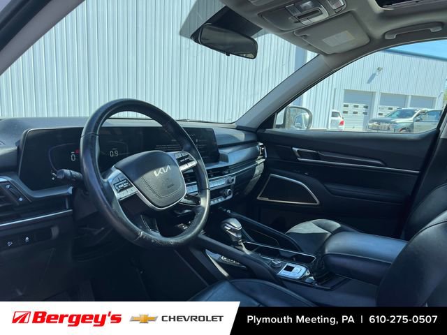 Used 2024 Kia Telluride S w/ S Sunroof Package FWD image 3