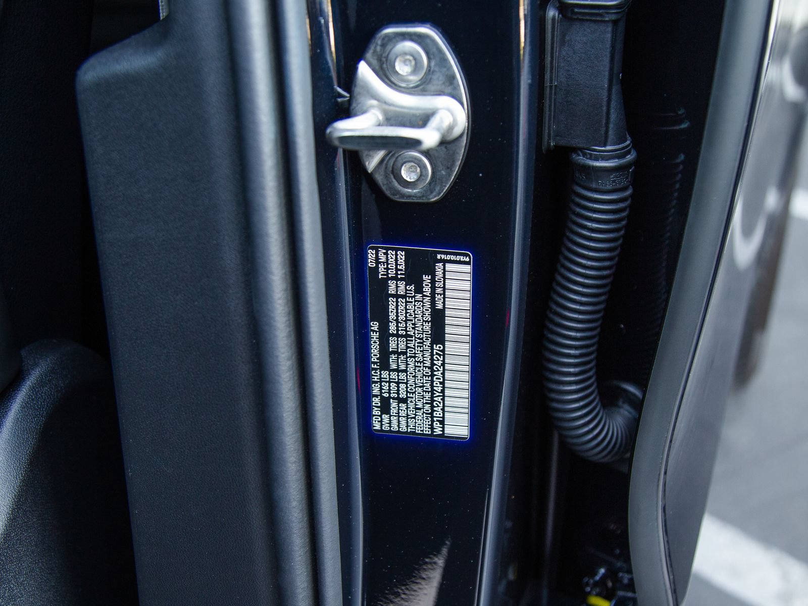 Certified 2023 Porsche Cayenne Platinum Edition AWD/4WD image 22