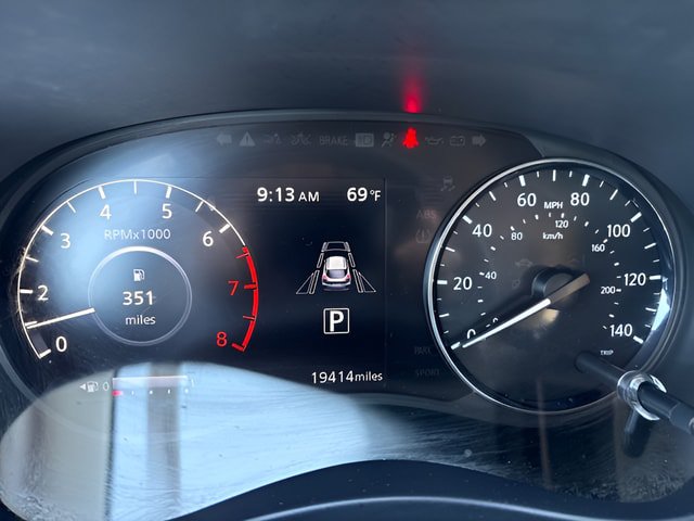 Certified 2024 Nissan Kicks SV FWD image 17