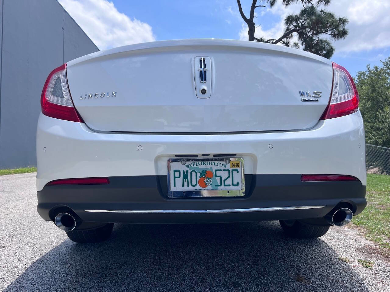 Used 2014 Lincoln MKS AWD w/ Equipment Group 201A image 6