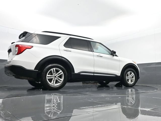 Used 2024 Ford Explorer XLT w/ Equipment Group 202A image 26