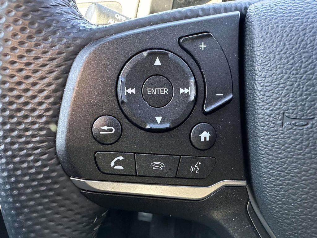Used 2025 Honda Passport EX-L image 19