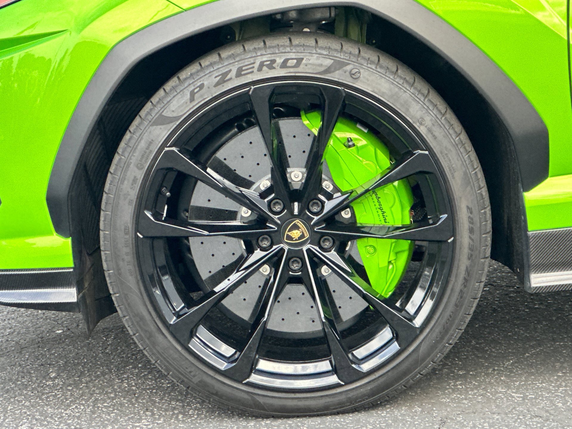 Used 2022 Lamborghini Urus image 9