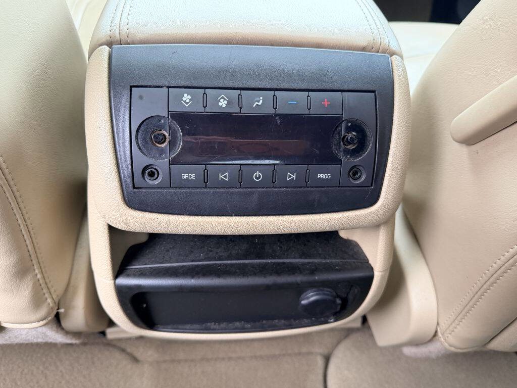 Used 2012 GMC Acadia SLT image 8