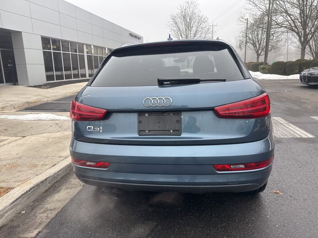 Used 2018 Audi Q3 2.0T Premium w/ Convenience Package image 6