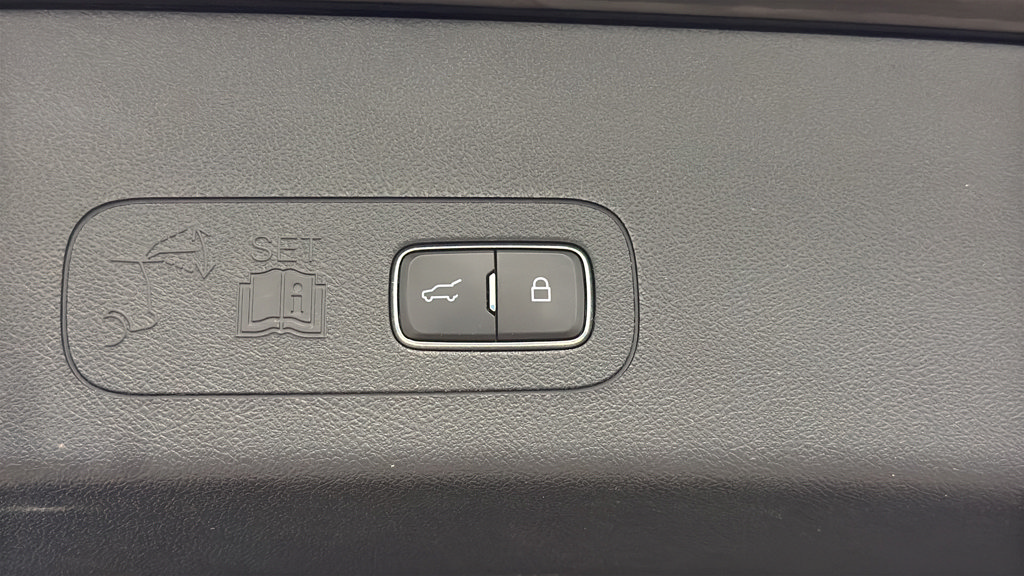 Used 2023 Lincoln Aviator Grand Touring w/ Equipment Group 301A AWD/4WD image 29