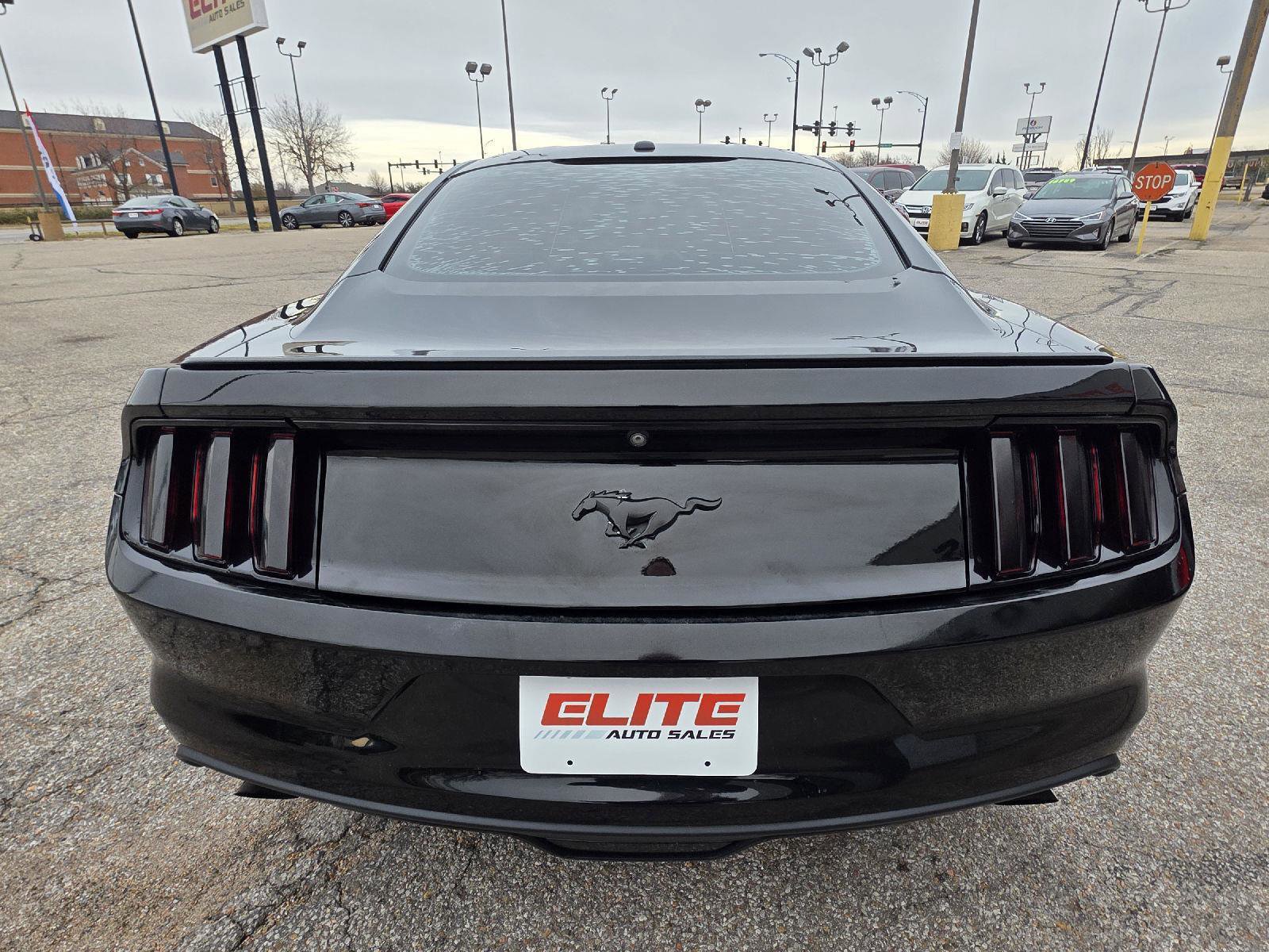 Used 2015 Ford Mustang Premium image 6