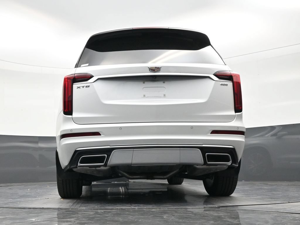 Used 2025 Cadillac XT6 Premium Luxury w/ LPO, Floor Liner Package FWD image 24