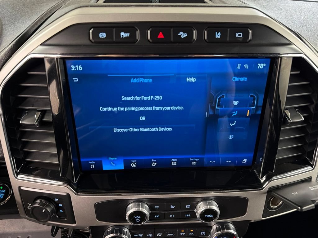 Used 2022 Ford F250 Lariat w/ Black Appearance Package AWD/4WD image 10