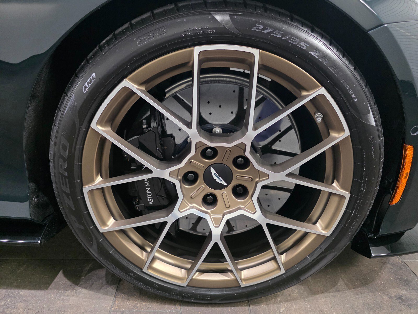 Used 2026 Aston Martin Vanquish 60th Anniversary Edition RWD image 4