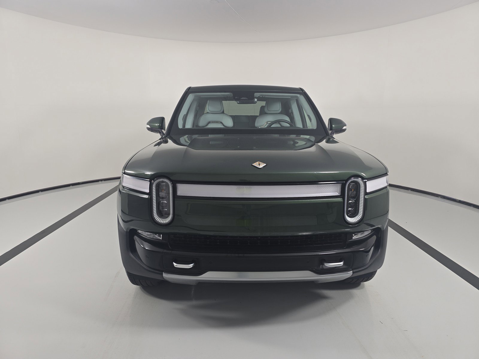 Used 2022 Rivian R1T Adventure AWD/4WD image 8