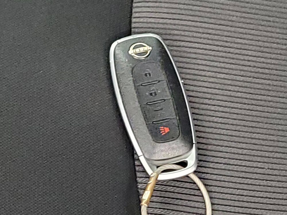 Used 2024 Nissan Sentra SV FWD image 32