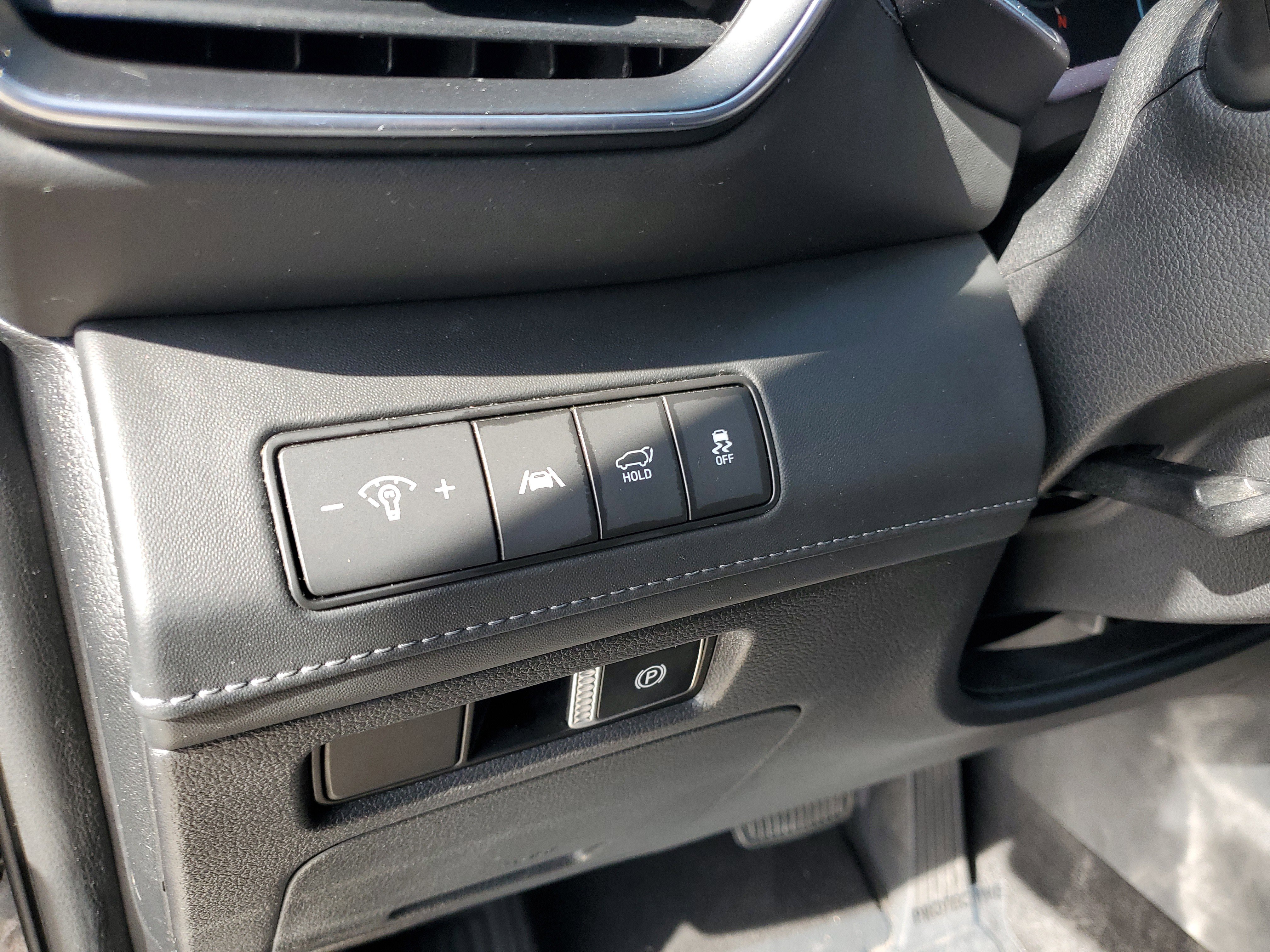 Used 2022 Hyundai Santa Fe Calligraphy image 33