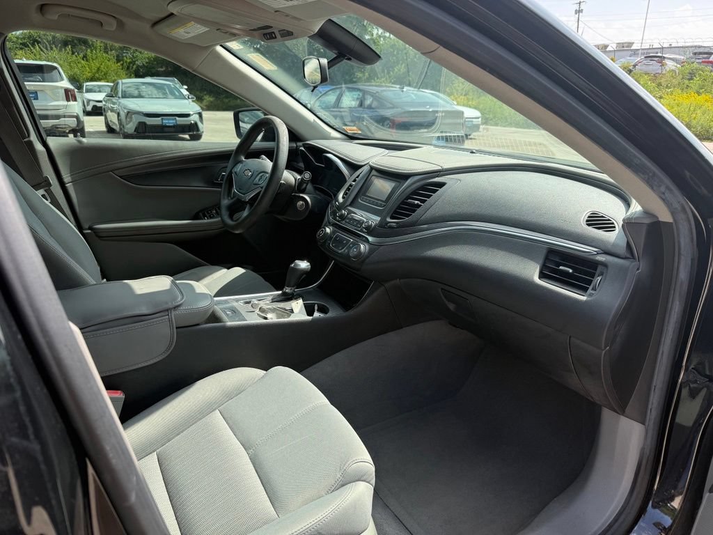 Used 2015 Chevrolet Impala LS FWD image 17