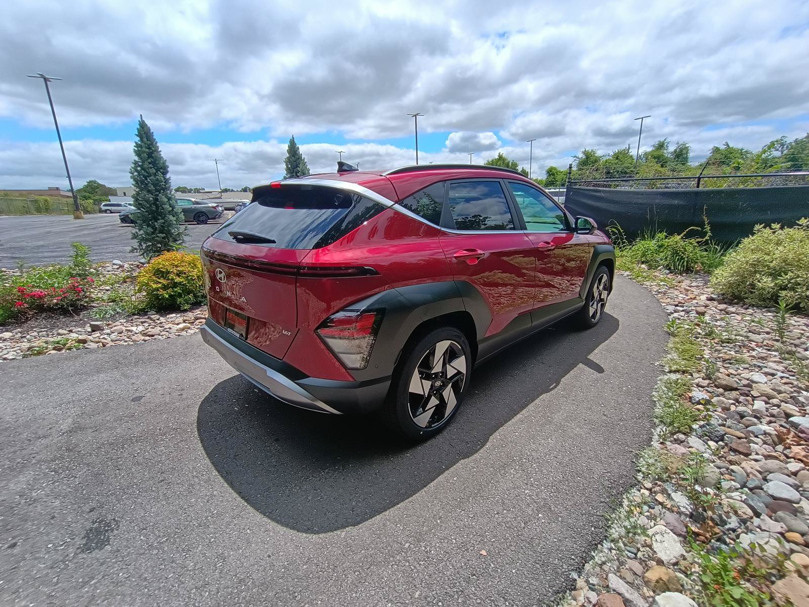 New 2026 Hyundai Kona Limited FWD image 5