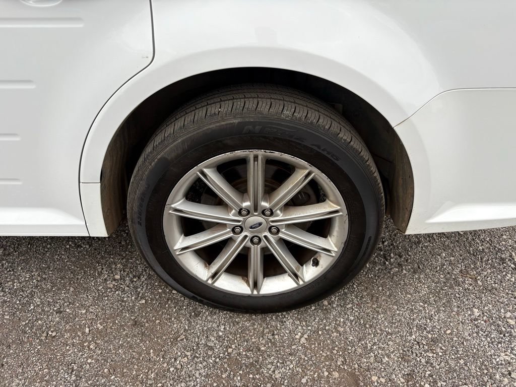 Used 2019 Ford Flex Limited FWD image 23