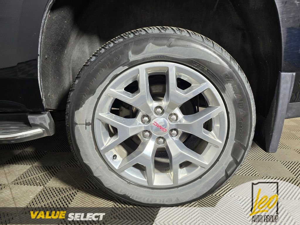 Used 2017 GMC Yukon SLT AWD/4WD image 24