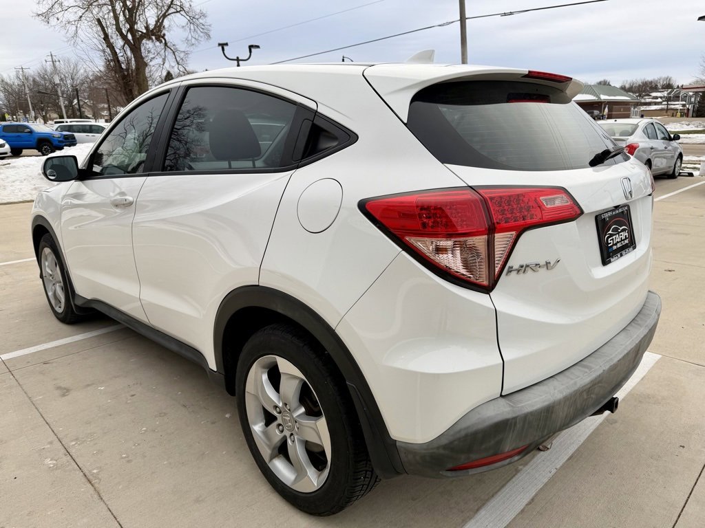 Used 2016 Honda HR-V LX image 4