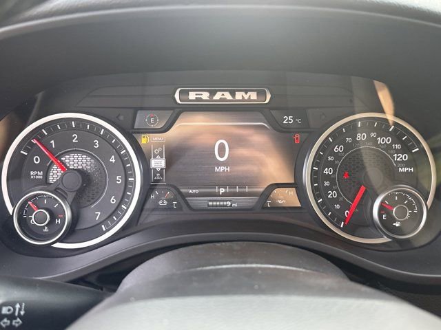 New 2026 RAM 1500 4x4 Crew Cab image 24